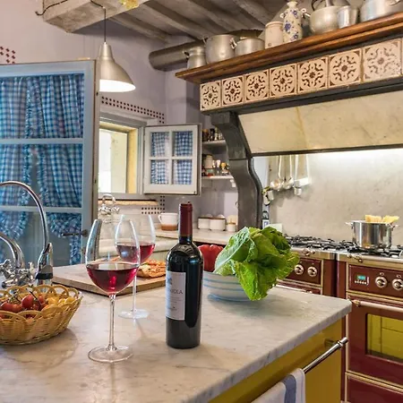 Poggiolo Dei Serviti 10, Emma Villas